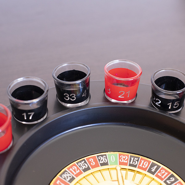 Roleta de Bebidas Spin n Shot Roleta de Bebidas Spin n Shot